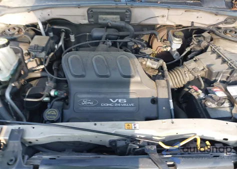 2001 Ford Escape Xls из США, поврежденный, VIN 1FMYU01161KC45255